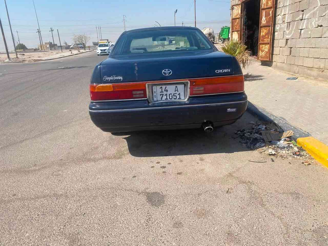 السلام عليكم ،  بطه فصل لون نيلي مديل 1993 سياره سنويتها مجدده لحد سنه 2031 كفاله من لكص والنقل 
سعر 55 وبيها مجال ***********غير متواجد على النت
