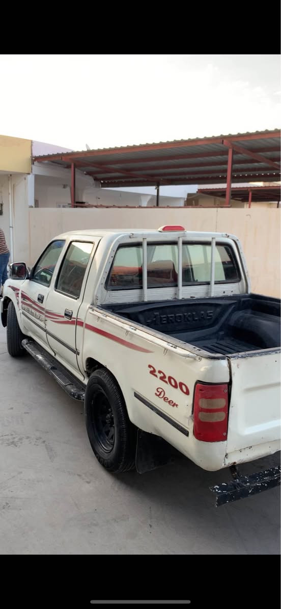 دير ٢٠٠٧ سعر ٢٣ ورقه مجال
مكينة بةخ گير مكينة شةرت
منفيس اسلي ب شةرت
تةخم تاية بني نوية
شوين روفيا/*********** اكر, نينوى

نص مكتوب في الصور:
- 10:27 Sunday 5:49 PM 10