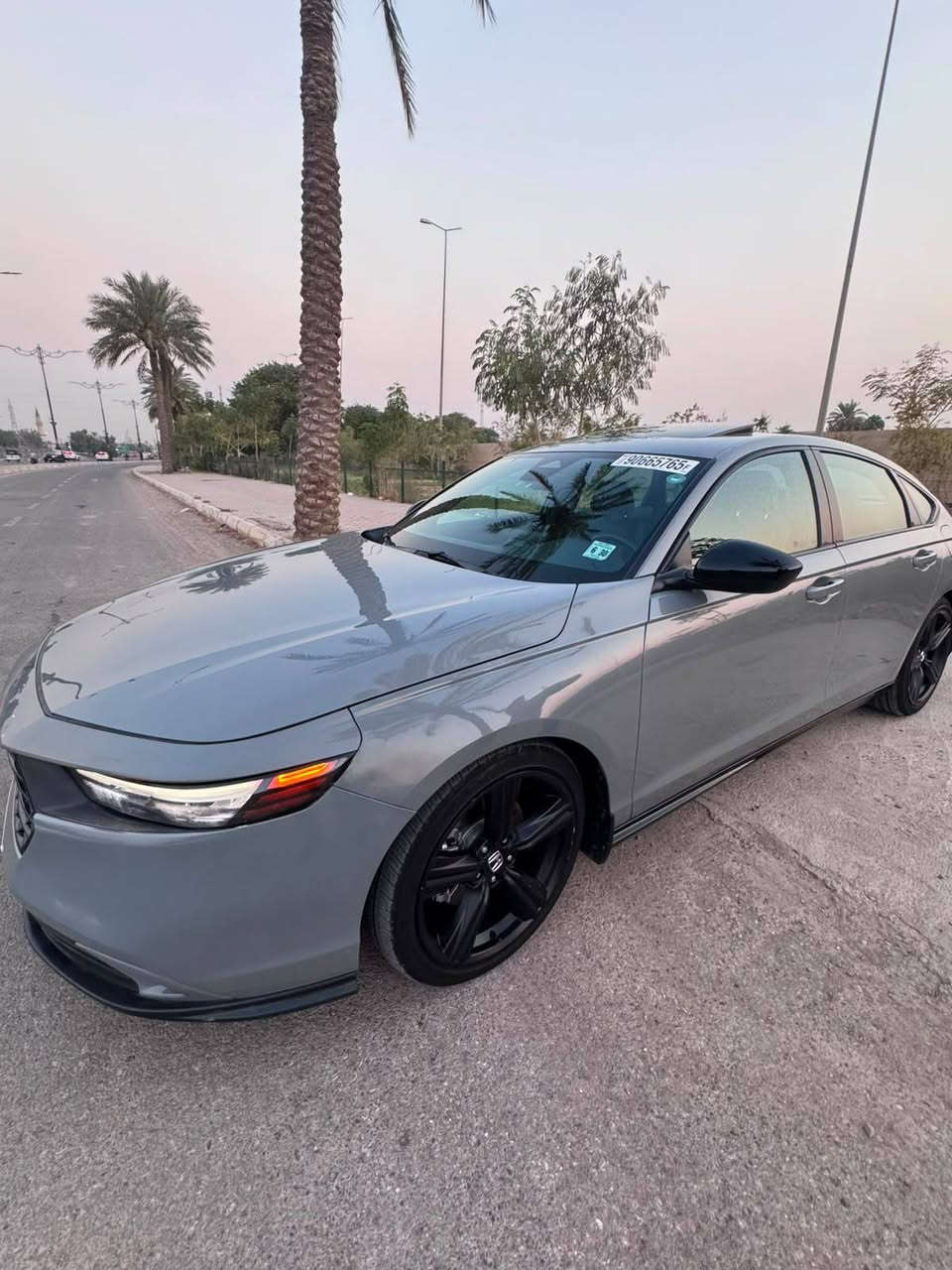 للبيع: هوندا أكورد 2025 سبورت (فول مواصفات - كلين)
🚗 الموديل: 2025
✨ الفئة: سبورت (Sport) - أعلى مواصفات
🛡️ الحالة: كلين (بدون حوادث) ونظيفة جداً بحالة الشركة
رقم المسافة المقطوعة (المشي): 7,000 كم فقط (جديدة)
🔹 أبرز المواصفات:
 تصميم سبورت رياضي مميز
 فتحة سقف / شاشة لمس حديثة تدعم Apple CarPlay & Android Auto
 نظام قيادة رياضي واقتصادي
 أنظمة أمان متطورة (رادار، تحديد مسار، تنبيه اصطدام)
 كاميرا خلفية وحساسات مساعد للمواقف
 كشنات كهربائية وتصميم داخلي فاخر
📍 الموقع: ديالى بعقوبة
💰 السعر:  ٢٣٠
📞 للتواصل ***********
