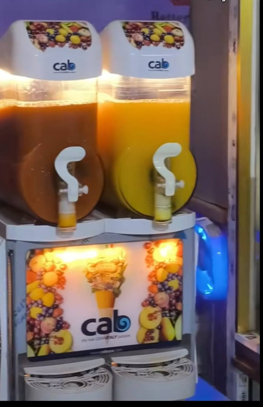 السلام عليكم
مكاين للبيع كله يطالي الاصلي
مكينه سوفت ايطالي اصلي
وعندي مكينه DS 
وعندي مجمدات ثنين 
مكلف ب نشر 
مكاني ميسان تفاصيل اكثر 
اتصل ع رقم ***********

