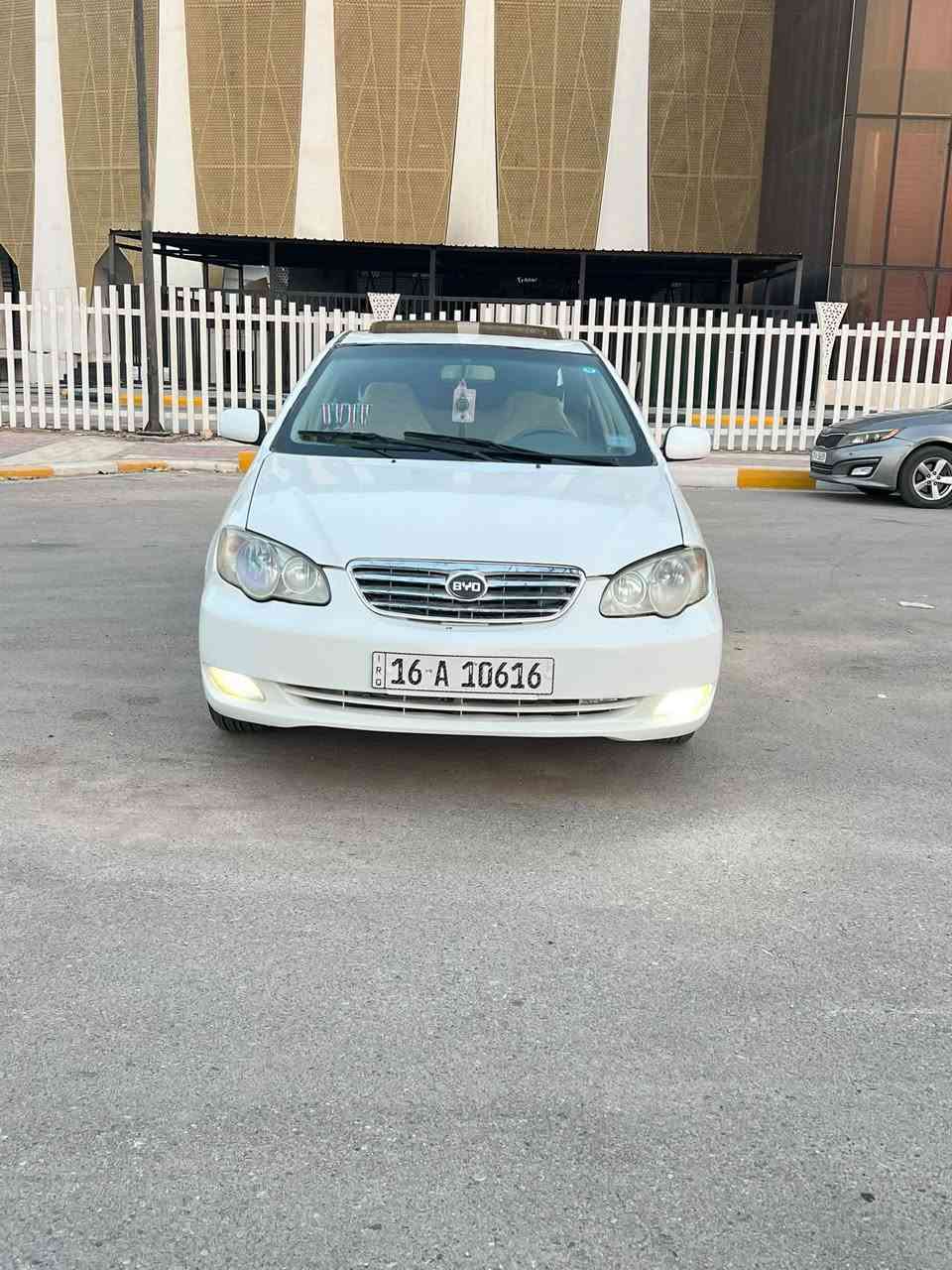 السلام عليكم 
بي واي دي F3  ٢٠١٢ سنويه ل ٢٠٣٠ وهزه جديده تحويل 
جاهزه مكينه وكير لانسر اوتو مكفولات 
تبريد ثلج حداديه وره وكدام تخم تاير وكهربائيات عام شغاله 
حساس خلفي شاشه وكامره وسنتر لوك 
مكفوله من ضربه وتبديل بيه رشات صبغ اثر اخياس 
ومنزل فيديو لسياره موضح بي كلشي سياره جاهزه شغل وطل 
سعره ٥٢ 
مكان سياره بناصريه 
*********** ت

