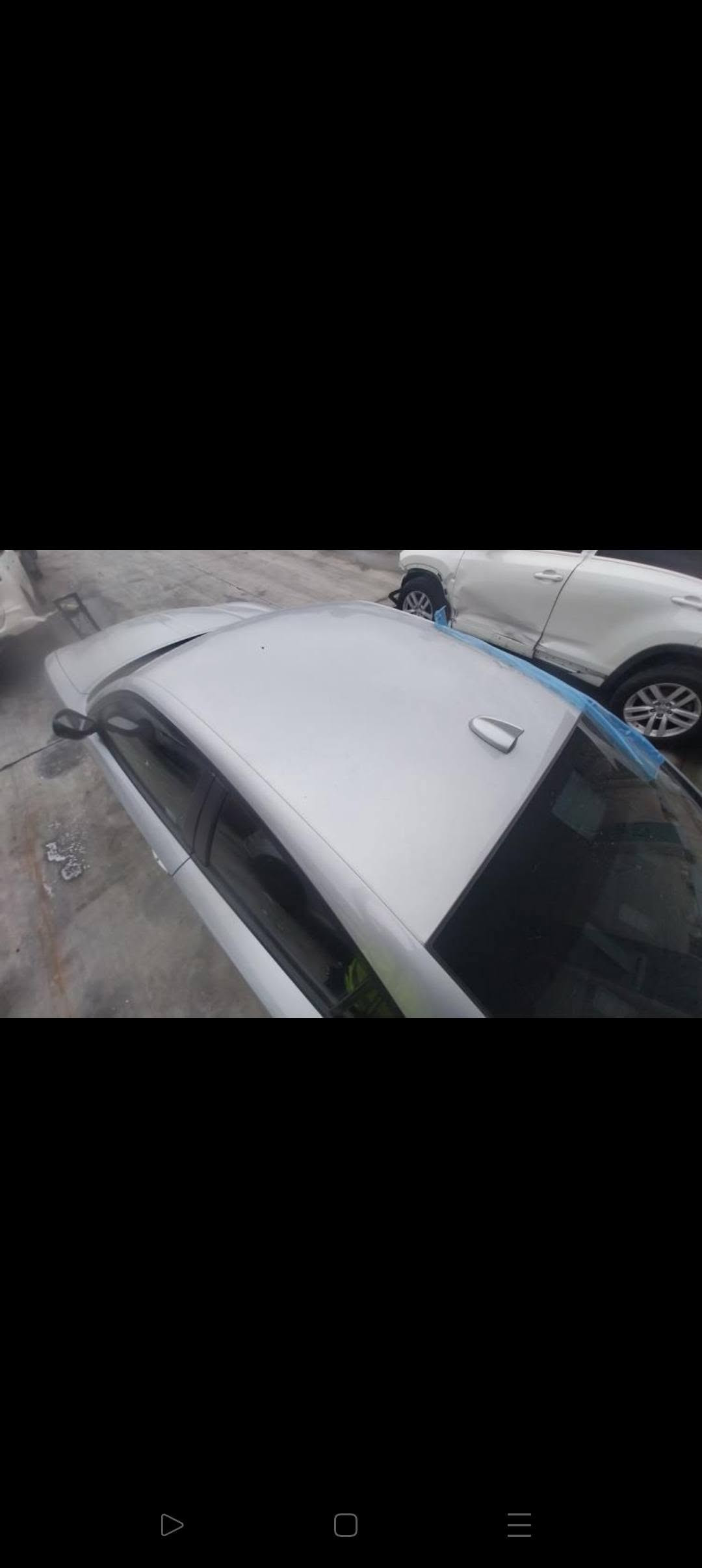جارجر SXT • ٢٠٢٣ • بدون رقم