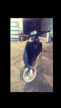 واتساب • متواجد