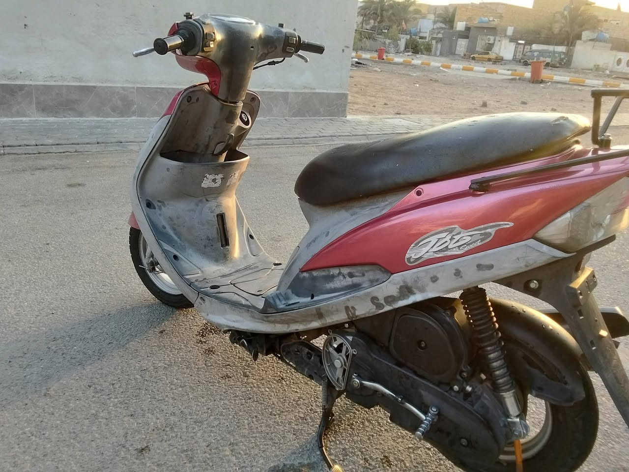 دراجه للبيع السعر ٥٥٠ وبيه مجال يريد يتصل على رقم وتساب ***********

