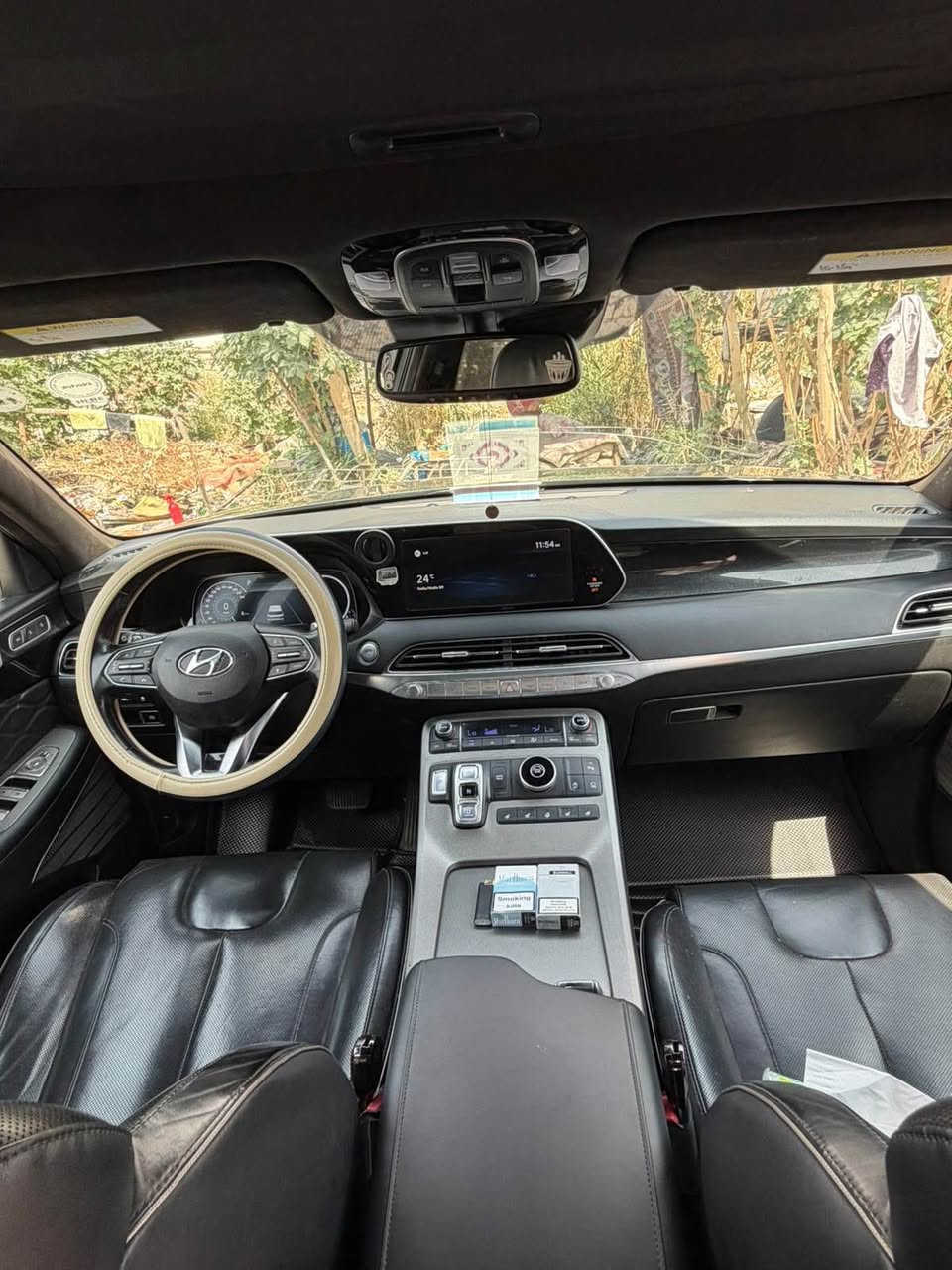 هونداي بلاسايد
اعلى فئة vip
وارد امريكي حادث جاملغ ونصف بنيد
محرك 6 سنلدر 3800
7 راكب
المقاعد الخلفية منفصل vip
تدفئة وتبريد جميع المقاعد
تبريد 3 قطع
كاميرات ورادار وقيادة ذكية
ادامة كاملة جديدة للمحرك والحدادية والاطارات
ماشية 114000
السعر 240 ورقة
للتواصل والاستفسار 
واتس اب 
‭*********** النجف, العراق
