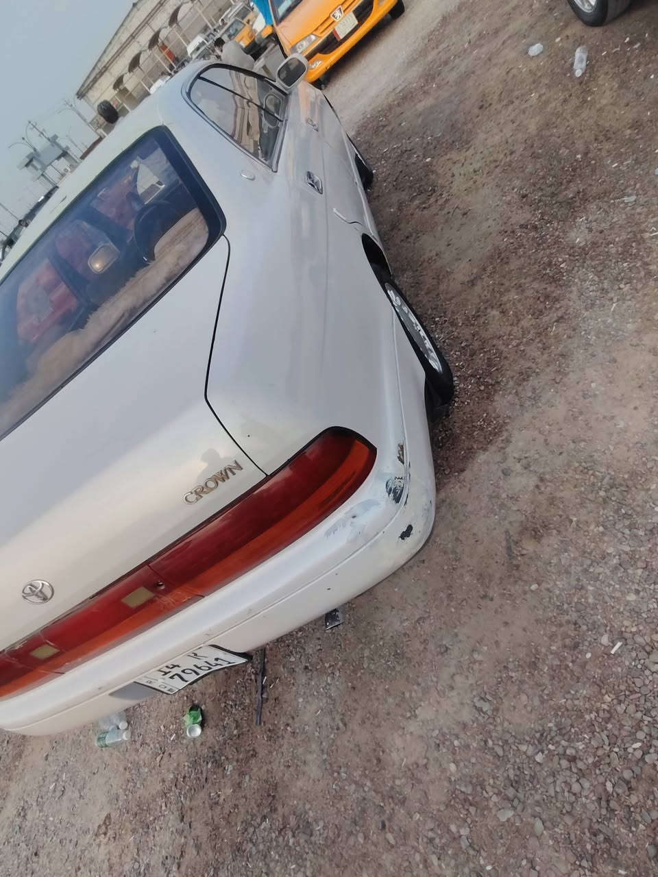 سلام عليكم سياره بطه لبيع مديل 92 لون سياره ابيض لولوي سياره كامله مكفوله من  الحادث نقل ولكص مكان سياره بصره كرمت علي سنويه 29 عوزها بس تبريد سعره 45 بيه شويه مجال اتصال ع ارقام *********** /***********

