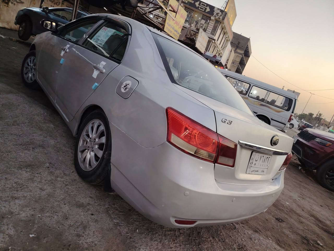 سلام عليكم بي واي دي G32016 للبيع 
كير محرك مكفولات تبريد ثلج  تحكمات ستيرن 
فتحه سقف اشاير بل مري حساسات خلفيه تخم تاير جديد 
باتري جديدصدر امامي خلفي جديد سنويه لل28
تحويل ثاني يوم بيها مكانات صبغ ابيع حزام بدون دواخل 
كير اوتماتيك محرك 1800 ياباني سياره جاهزا 
كبل لشارع وبشوف احلا من الصور
 مكاني بغداد البياع رقم ***********
