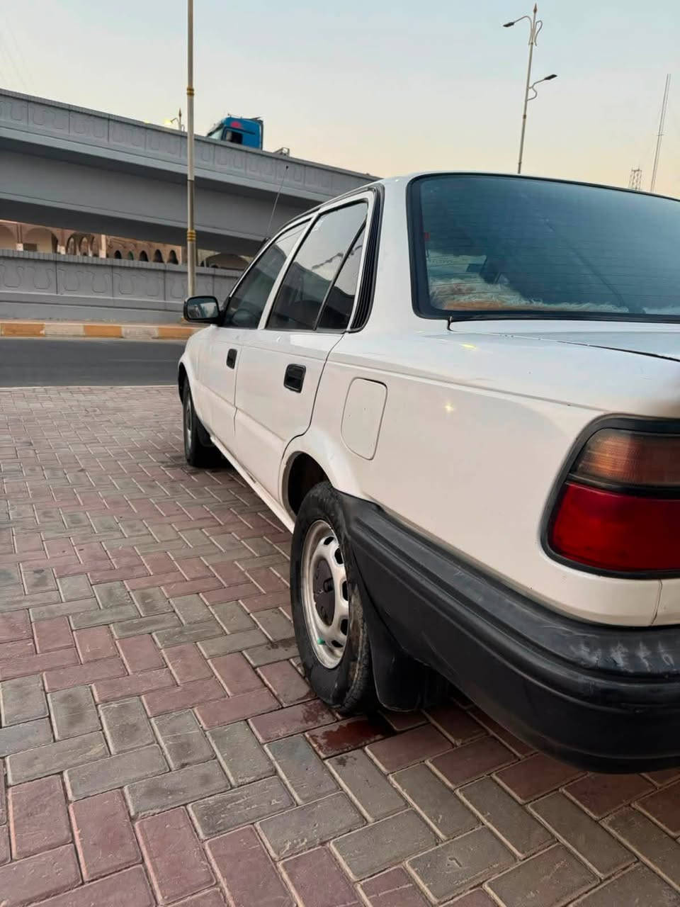 1990كورلا يسره بلاد مكفوله تبريت شرط مكينه شرط كير شرط ***********

