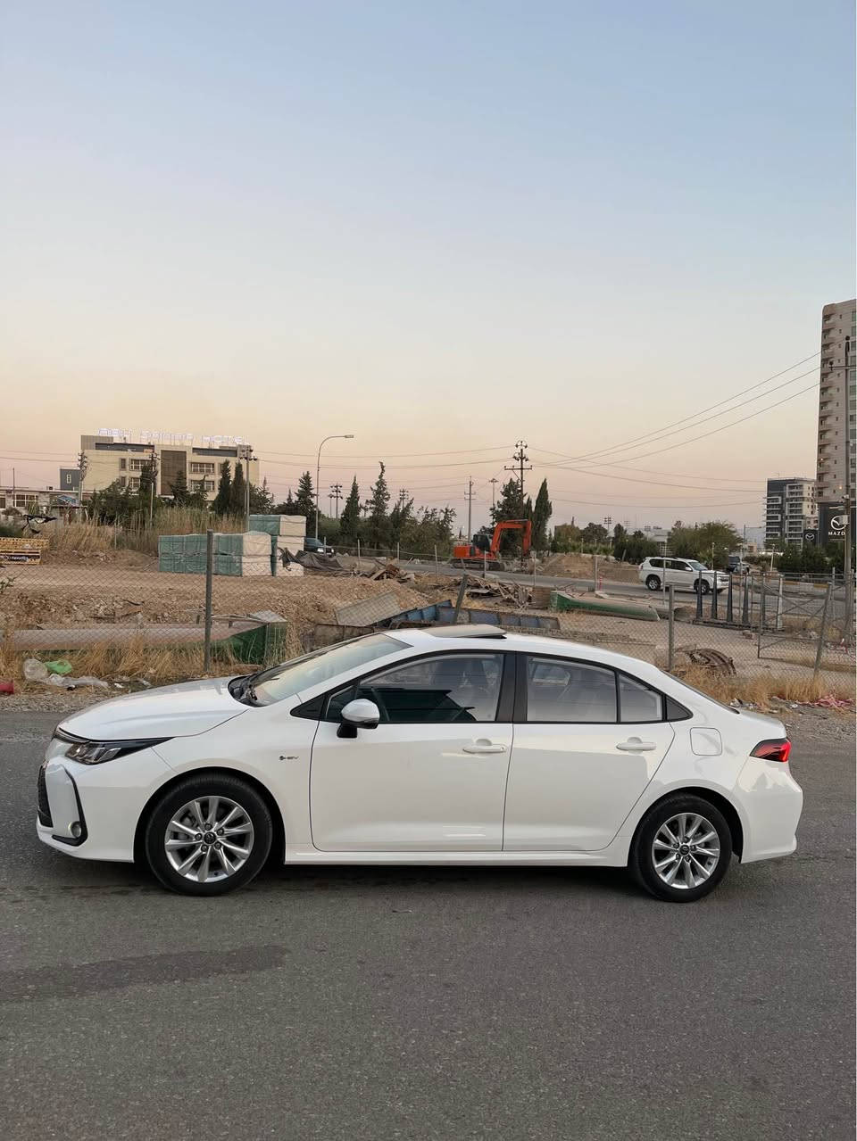 Corolla hev 2025  شکڵ خلیجی هایبرێد فول مواسەفات صینی تەنها ١٢٠٠٠ کم ڕۆشتوە سۆنەرم داناوە ساردو بۆیاخی نیە  شوێن سلێمانی هەموو گیانی بە شەرتە تکایە مشتەری جدی تەلەفۆن بکە کۆتا سعری ١٦٨ گەڵا 
*********** السليمانية, العراق
