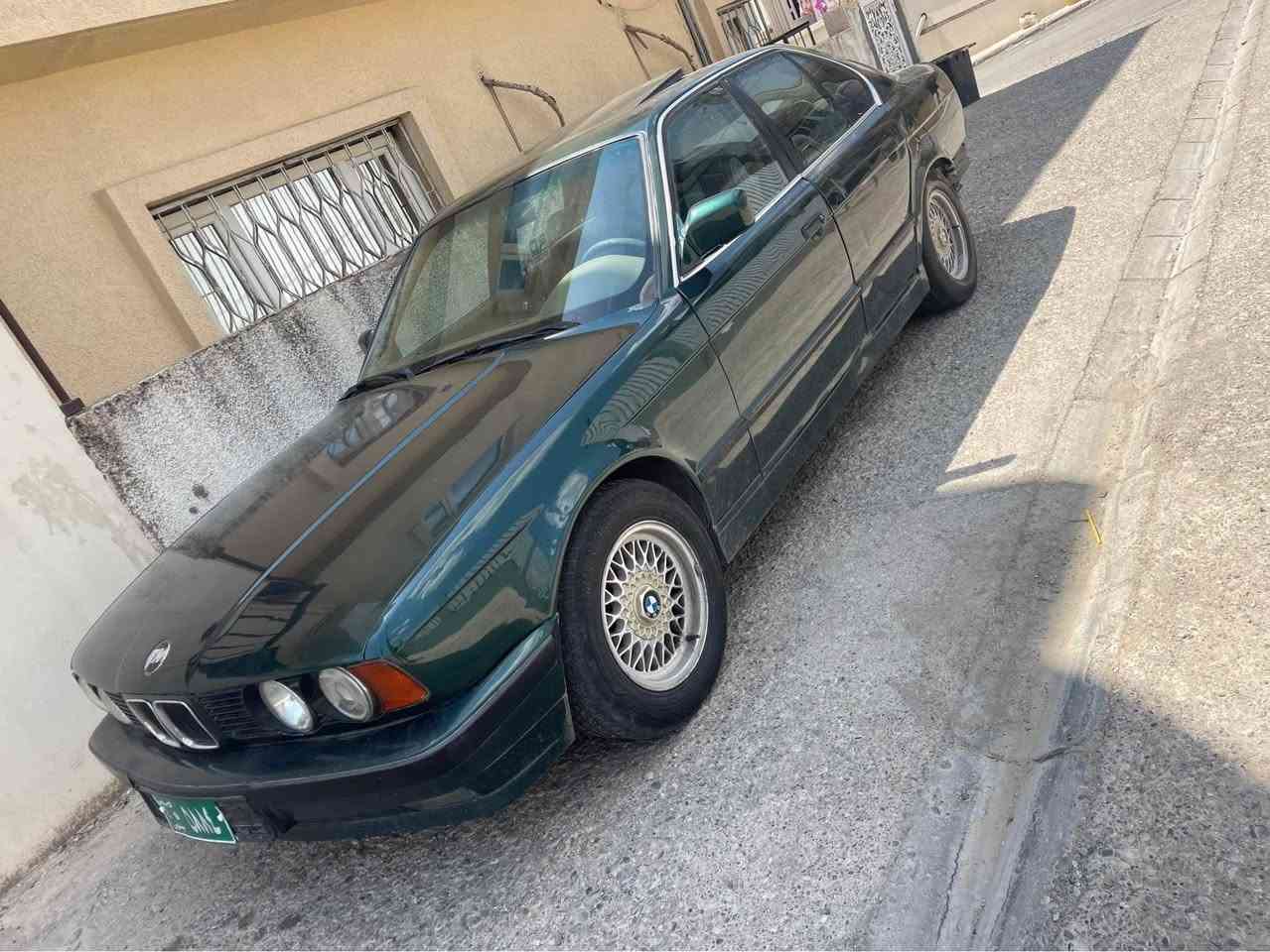 بيم موديل ١٩٩٢ مه كينه ٥٢٥  كه بسه  فوله به س گيري عاديه هيج ليدراوي پيوه نيه   ئا رم هه وليره ئا رمه كه ي ونبوه ئيستينسا خي له گه له  سعريشي ٣٧ گه لايه گورينه وه ش ئه كه م به شتيك به دلمبيت *********** السليمانية, العراق

