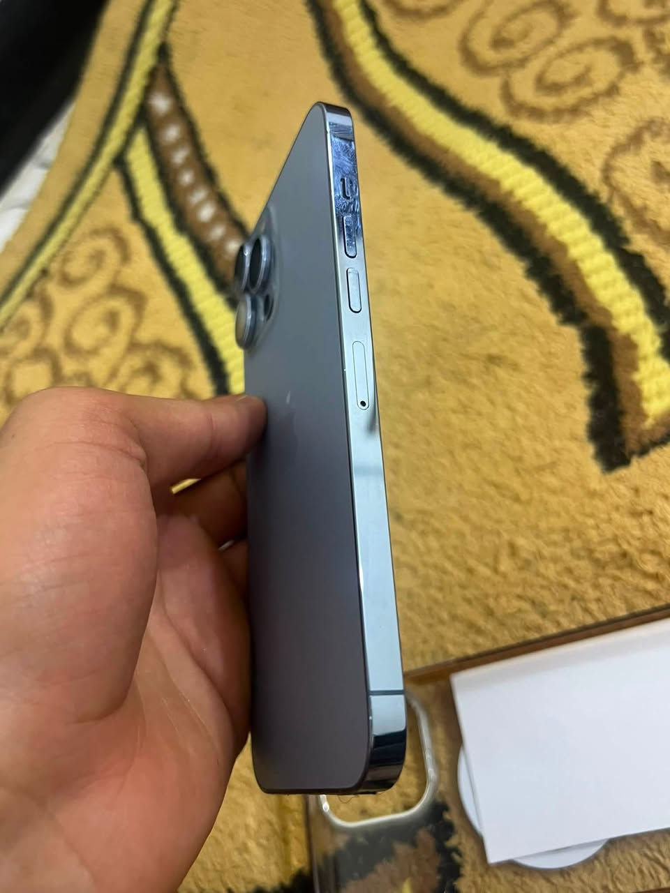 سلام عليك للبيع ايفون 13 برو ماكس كفاله عامه بطاريه 88 وعلى وضع الشريكه ذاكره 256 أمريكي عنوان الحيانيه دور الشرطه سعر 825 وبيه مجال لطيبين اتصال ***********
