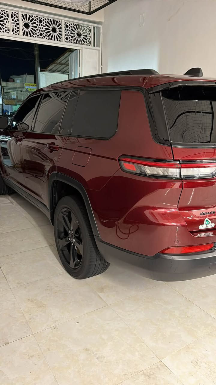 السلام عليكم
جيب كراند شيروكي 2023

فحص مؤقت بـ اسمي المنفيس 

محرك V6 3.6

مواصفات نص فول 

تشغيل عن بعد فتحت سقف 

صندوك كهربائي 

رادار 360 

كامرة خلفية 

كشنات جلد + تدفئة + منفصل Vip

فوريل 4x4

مسافة مقطوعة 47 الف ميل 

حادث سيارة بنيد مبدل اصلي مطابق لون سيارة

جاملغ امامي بارد 

حادث في العراق جاملغ امامي جهت راكب بارد بسيط 

+ كلير جاملغ خلفي 

سعر سيارة 250 بيه مجال 

للاستفسار الاتصل 

***********

موقع السيارة 

ميسان - العمارة
