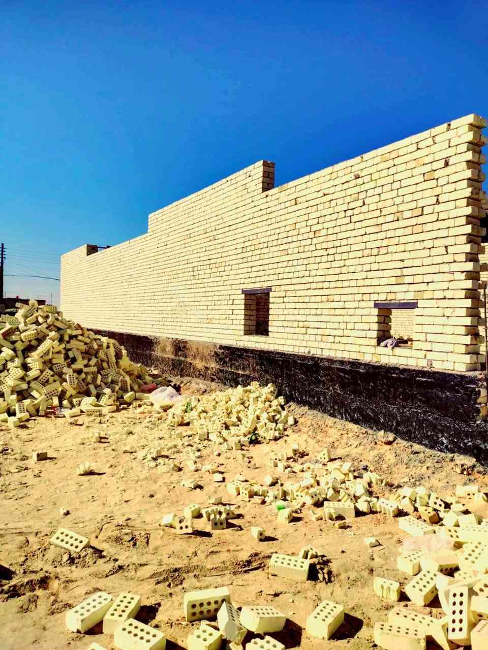 سلام عليكم خلفه بناء متفرغ حاليا داخل كربلاء نضام شغلنه على الدبل ومكطوعه اسعار جدا مناسبه استلام مهندس   وشرط الشغل والاتفاق  وزن وتنضيف ونشر قالب جفقيمم
///***********
