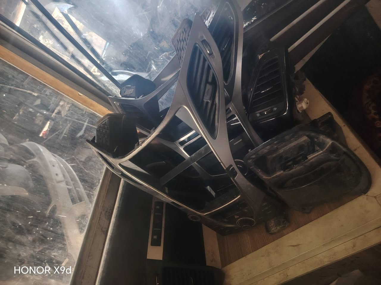 أبواب ازيره مضلع للبيع 
***********
