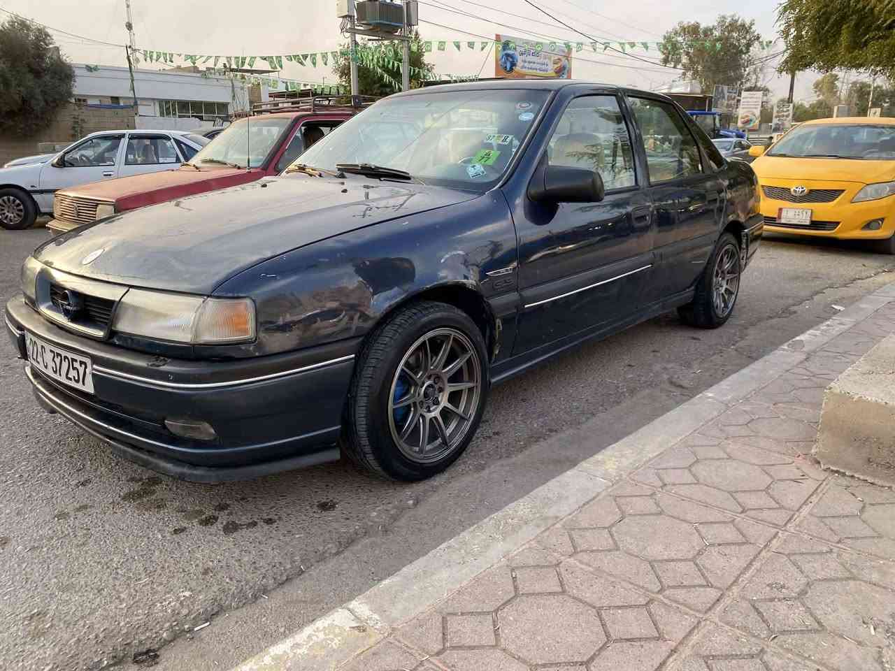 سلام عليكم
سيارة للبيع

موديل.        1990
حجم.          20
سنوية.        2029
حصة.         بنزين بي
سعر.            38

***********

***********
