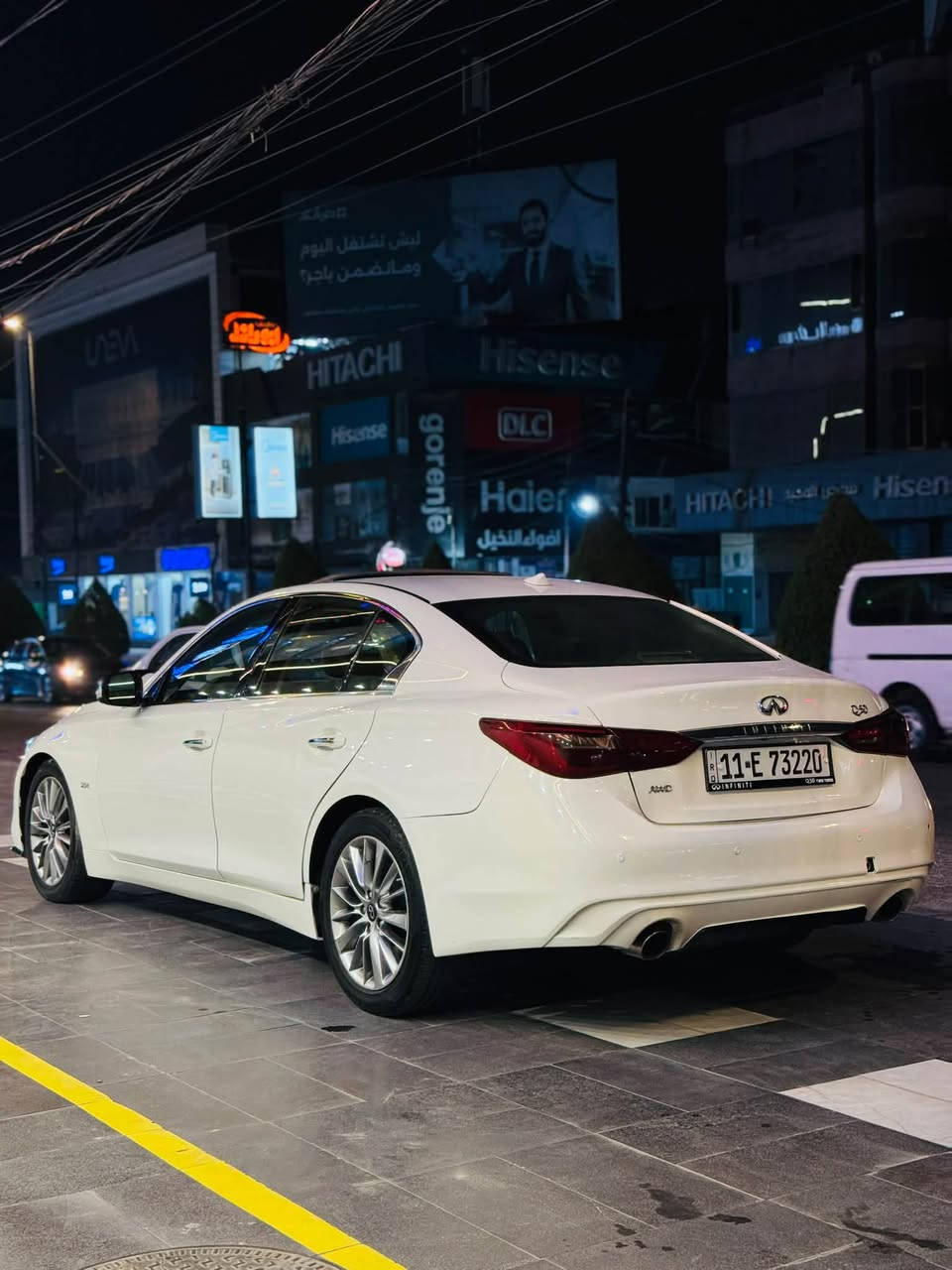 للبيع 🔥🔥
السلام عليكم 
انڤنتي 2018 Q50 
السعر 14,800 وبيها مجال كلش بسيط 
السيارة وارد امريكي 
ماشيه 160 الف 
حادثها (جاملغ خلفي عكس السايق وباب) 
ايرباك برده فقط ورجعته سستم كامل 
المواصفات 🔵
فتحه 
مكينه 3000 تون تيربو 
كشنات جلد 
بصمه
تحكمات كاملة 
كراسي كهرباء 
زينون بلاد 
ومبدل الها دعامية مال red sport 
مرقمة بغداد 🔥
مكانها بغداد المحمودية 🔥
***********
متوفر واتساب
