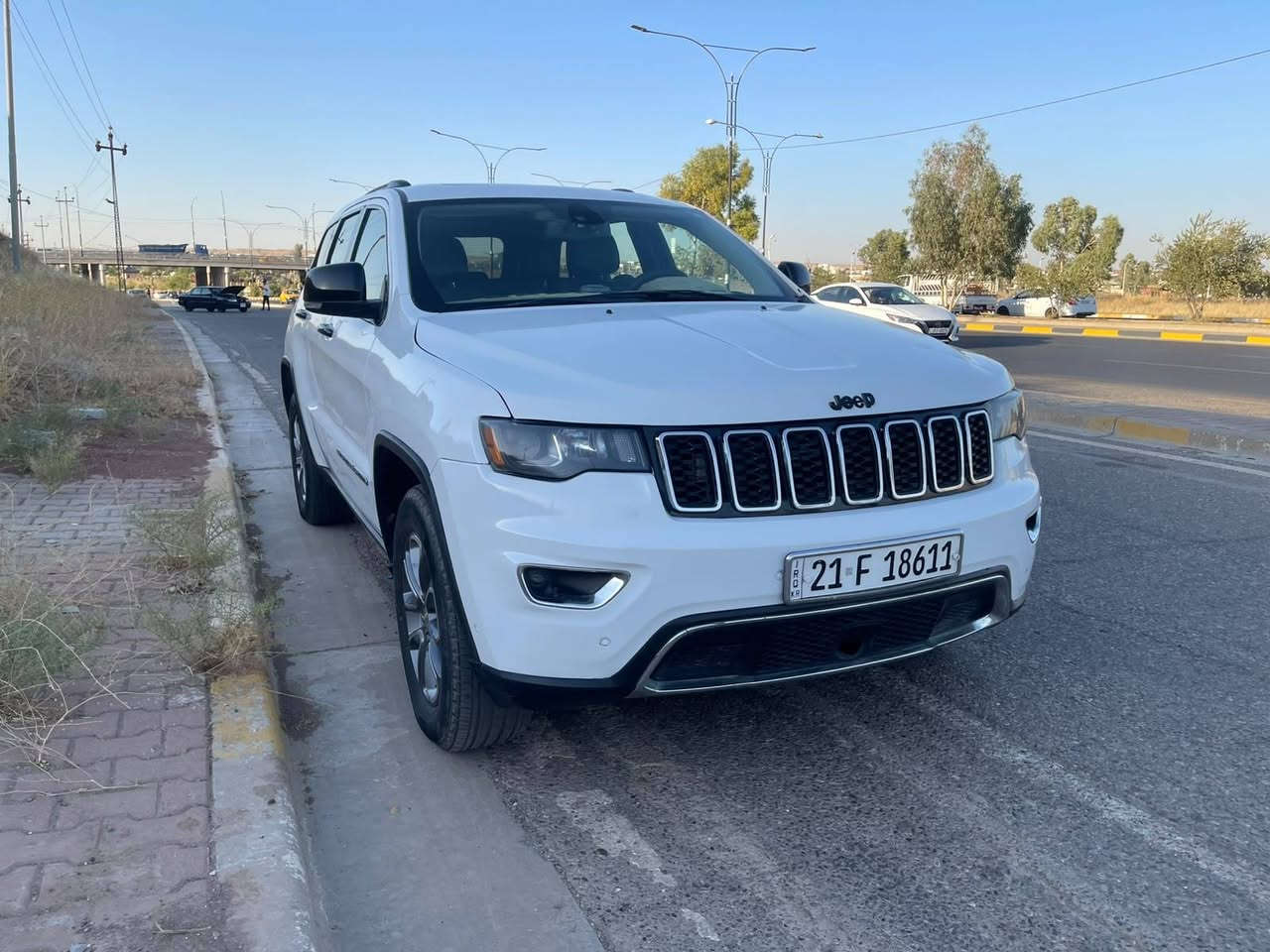 جيب لاريدو موديل ٢٠١٣ خليجي محرك ٣٦٠٠ 
محدث ٢٠٢٠ صبغ عام 
سعر ١١٥ 
***********
كركوك
