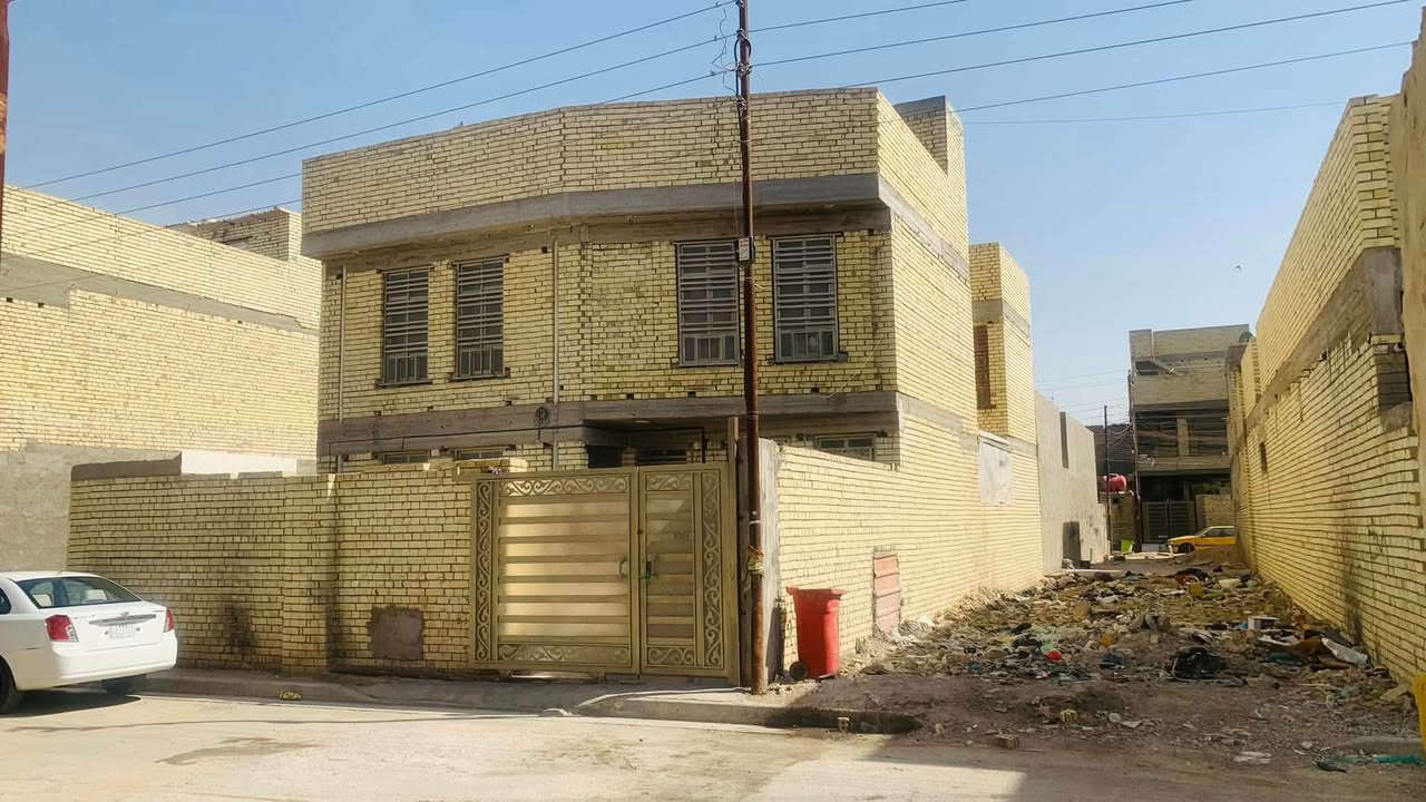 دار البيع  طابقين فول المكان الكماليه المعوقين كاع اخت ابو رشاد سند ٢٥ إقرار محكمه سند ابو الصورة المساحة ٢٠٠ م يحتوي الطابق الاول غرفتين نوم ٥*٥ صالة كبيرة ٧* ٤ ونص مطبخ بارد ٤* ٥ مطبخ حار طول ٧ عرض متر ونص + منور متر ونص + استقبال كبير ٧* ٥ + كراج ٤٥ متر 
_
الطابق الثاني يحتوي ع ٤ غرف نوم ٢ سويت حمام داخلي و٢ عادي وصالة كبيره وبيتونه وسطح كبير للاستفسار ع رقم ***********   يوجد واتساب ع رقم موبايل
