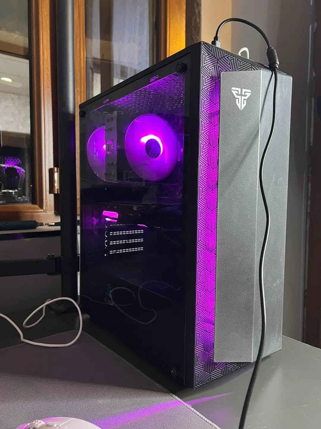 Ryzen 5 5500
Gtx 1660ti MSI gaming 

Ram 16gb 3200mhz 

Hard 512 gb SSD 

Mb b450

Case fantech 
Power 650 wat 

Monitor Acer TN panel 1080p 144hz

2 monitor Galax 165 hz 25 inch 1080p IPS 

3 monitor msi 75hz IPS 1080 p 

كلهم كارتوناتهم باقيات السعر راسل هذا الرقم *********** اكو توصيل 
اخو الجديد   
کوردی ❤️🌞💚
گەیاندنمان هەیه بۆ نرخ جات بکە یا نامە بنێرە بۆ ئەم ژمارە ***********
