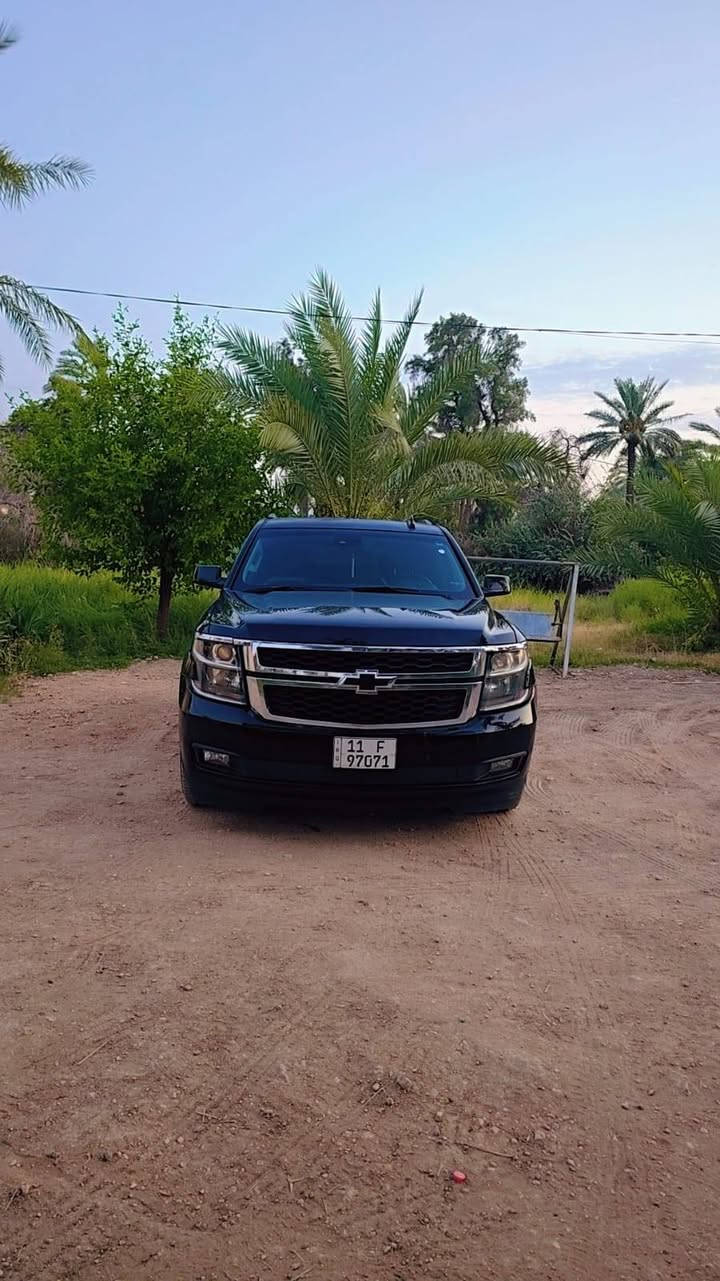 السلام عليكم...
للبيع شوفرليت تاهو 2016 LTZ 
وارد امريكي رقم بغداد دولي 
الحاله _ ممتازة جدا سياره
تشغيل عن بعد _ كاميرا دوارة  _ رادارات امامية وجانبية _ حساسات تشغيل عن بعد _ دعامية _ بلاجكتور   _ كشنات جلد  كهرباء حتى المقاعد الخلفية _ كشن خزن _ كشن تبريد تدفئه  _ كشن السائق رجاج _  تبريد 3 قطع _ صندوق جك كهرباء  _ 4 يدات بصمه _  usb _ بلوتوث _  سلايد روف _ قاصه _ ستيرن كهرباء - دوسات بانزين وبريك كهرباء _ عتب ابواب كهرباء  ماشيه 130 حقيقي 
وبعد بيها كومه مواصفات تجي وتشوف بعينك افضل 
السيارة باقية ع نظافتها جديده بمعنه الكلمه
محرك وكير بحالة ممتازه برغي واحد مامفتوح
ويل LTZ حجم 22
مكان السياره ( بابل ) 
السعر 310  وبيها مجال 
للاستفسار الاتصال على الرقم ***********7713982262
