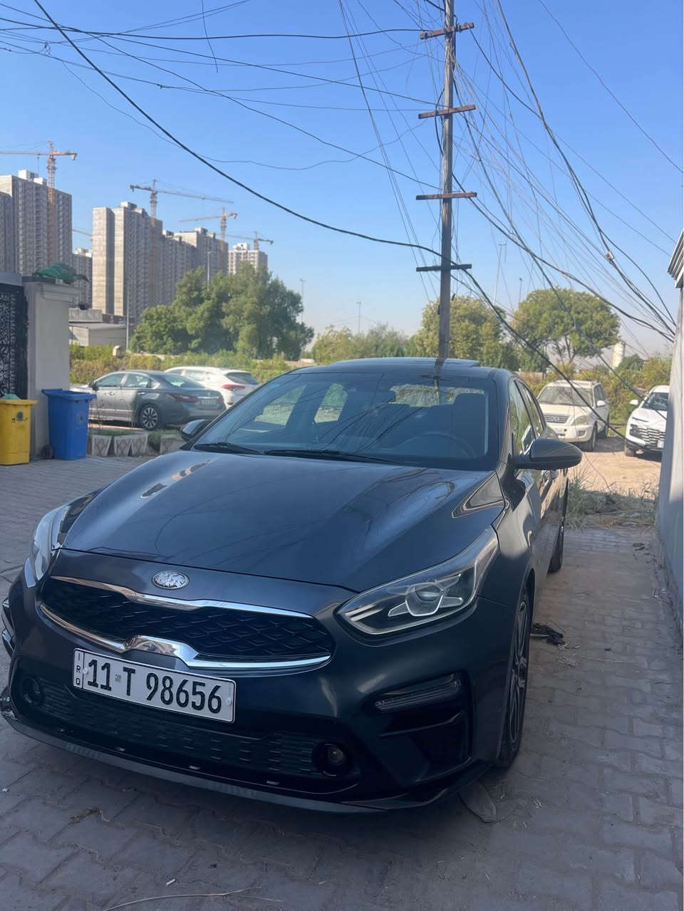 فورتي 19 S 
سعرها 130 ورقة 
ماشية 49 الف ميل
حادثها خلفي (جاملغ وقبق جنطة صبغ وجاملغ بارد )
بدون ايرباك
وبالعراق نضربت عندي ( باب السايق ) وبدلته نفس اللون 
شاشة 
ويل رياضي 17
رادار 
كاميرا قلاب 
مانع انزلاق 
تحكم ستيرن
تبريد بيانو
لد نهاي فراشة 
انارة داخلية لد
فتحة سقف 
كير 6 نمر AT 
بيع او مراوس 
للتواصل واتساب 

*********** بغداد, العراق

