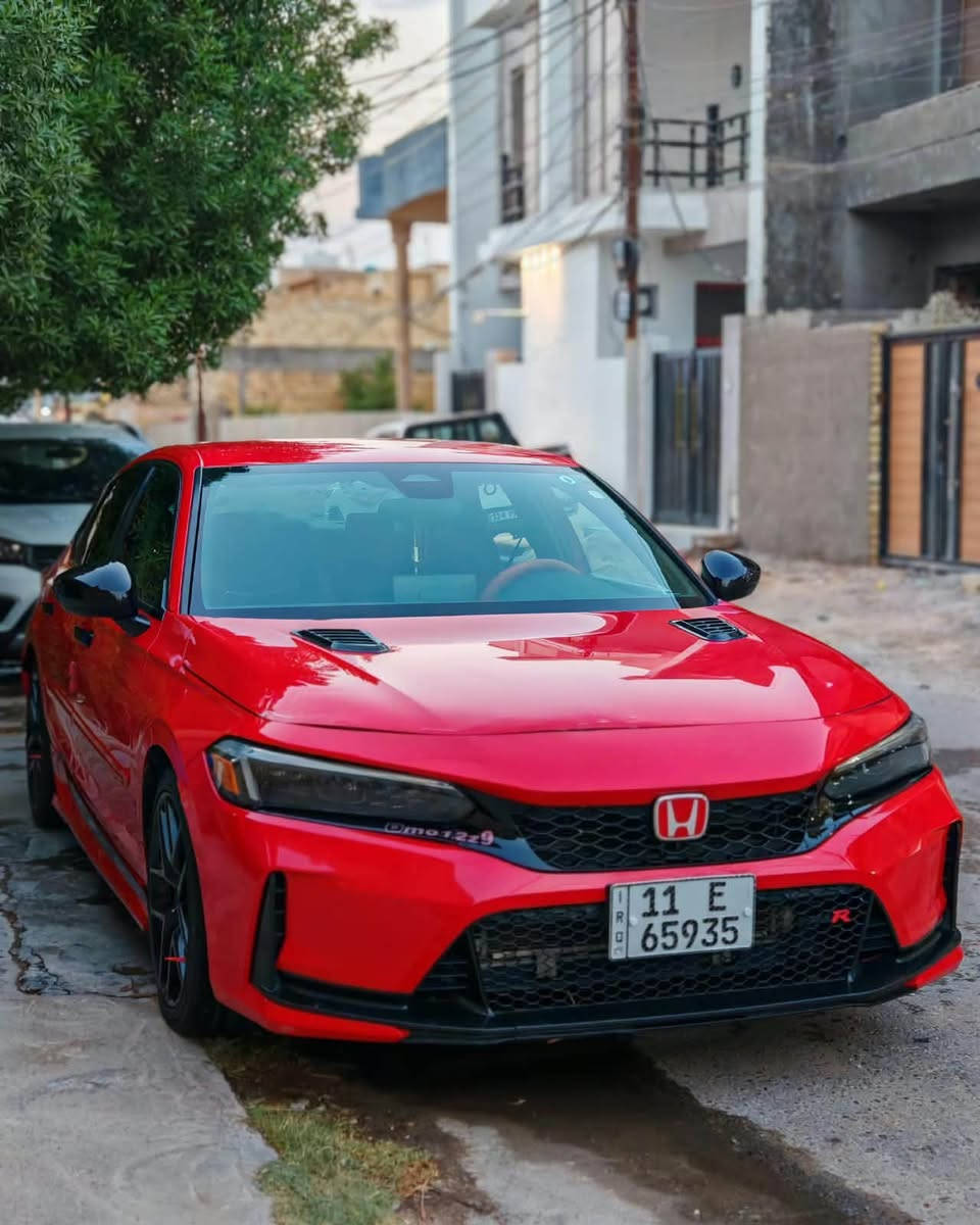 هوندا سيفيك للبيع
اللون احمر 

ماشية46 الف مايل
 مديل 2024 

مواصفات :

سبورت 
اكزوز رياظي اجه بيها من امريكه

محرك 20 تنفس طبيعي 

تحكم ستيرن +تدفه ستيرن

كراسي تدفئة+ جلداو مخمل

+ شاشة وكامرة بلادية

حادث السيارة تبديل جملغ او بنيد بارد بدون صبغ

السعر148 ورقة وبيها مجال 

رقم بغداد شهده بسمنه بقيلها سنه وتصير حره 

للاستفسار اكثر الاتصال على الرقم 

***********
