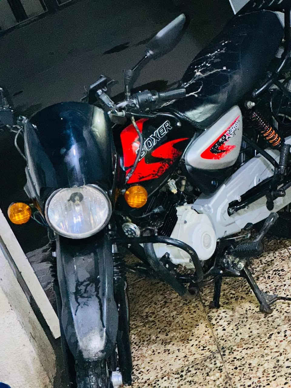وراق صوليات شرط ترقيم دراجه بوكسر مديل 22
كفاله عامه دراجه ستخدام شخصي مكينه خرسه لا تنقيص ولا تبخير كلشي شغال بيه مكاني شهداء العبيدي *********** بغداد, العراق
