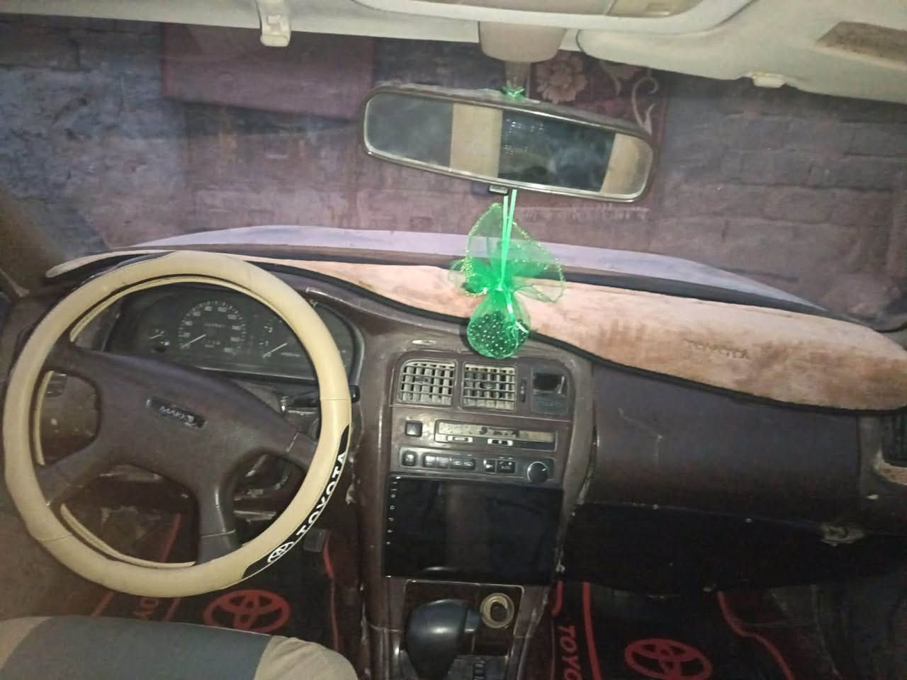 مارك نفخ رقم نكليزي جديد مكينه وكير جيديد كفاله وصيليات والنظافه هذا الي بالصور المكان بالزبير مدرسه القتال السعر 45وبيها مجال 

***********
