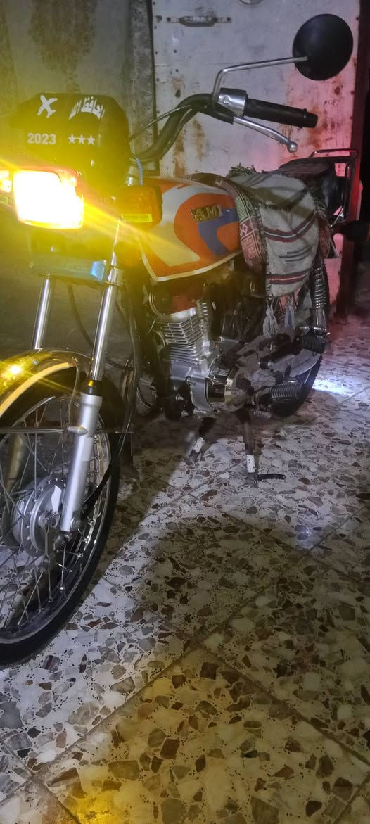 ماطور كامل للبيع بدون شاسي كفاله شوف عانكم مكان كوت الصعر خاص تعميره كامله ابيعه***********
