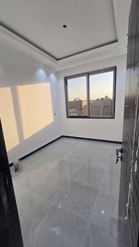 شقة للإيجار • ١٠٠م • غرفتين