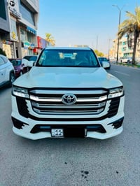 لاندكروز لمتتد • ٢٠٢٤ • ماشيه ٣٩ ألف