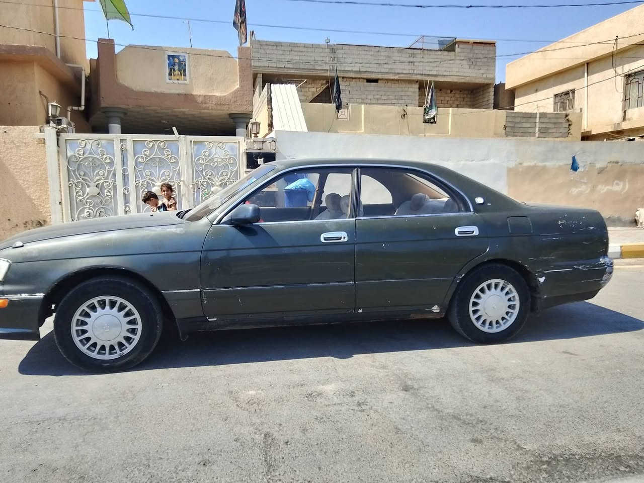 السلام عليكم سيارة بطه اللبيع مديل 93 سياره كامله كهربايات شغاله صدر امامي خلفي كامل تبريد ثلج سنويه 30 نقص زوج بطاين بوب موجودات بس تعبانات سياره خير من الله السعر 37 مجال قليل مكان ديالئ شهربان اتصال ***********
