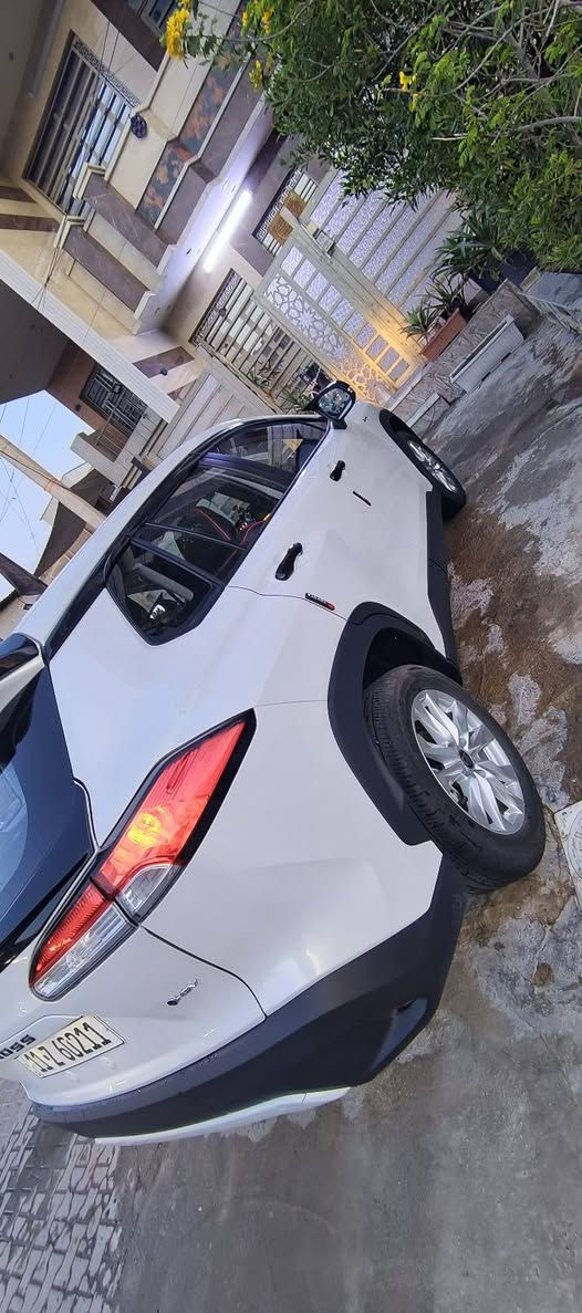 للبيع في بغداد 🚗✨
‎​تويوتا كورولا كروس (Toyota Corolla Cross) موديل 2025
‎ماشيه 4000
‎ بحالة ممتازة جداً،  مكفولة سيارة عائلية، اقتصادية، وعملية بكل ما تحمل الكلمة من معنى.
‎​الحالة: ممتازة جداً بحالة الشركة
‎​المواصفات:
‎​تبريد مركزي ممتاز قطعتين
‎​شاشة ذكية مع كاميرا خلفية
‎​نظام هايبرد
‎​تحكم ستيرن كامل
‎​بصمة تشغيل ودخول 
‎كشنات مخمل 
‎سلايد روف
‎بلإضافة إلى سبايدرات وتخم كشنات رياضي + ستيرن عمل يدوي 
‎​السعر: (27.300 بيع بيه مجال بسيط)
‎​رقم الاتصال: ***********
‎​📍 مكان تواجد السيارة: بغداد 
‎📞 للاستفسار والتفاصيل أكثر يرجى الاتصال أو مراسلة الخاص حصراً، ورزقنا ورزقكم على الله. بغداد, العراق
