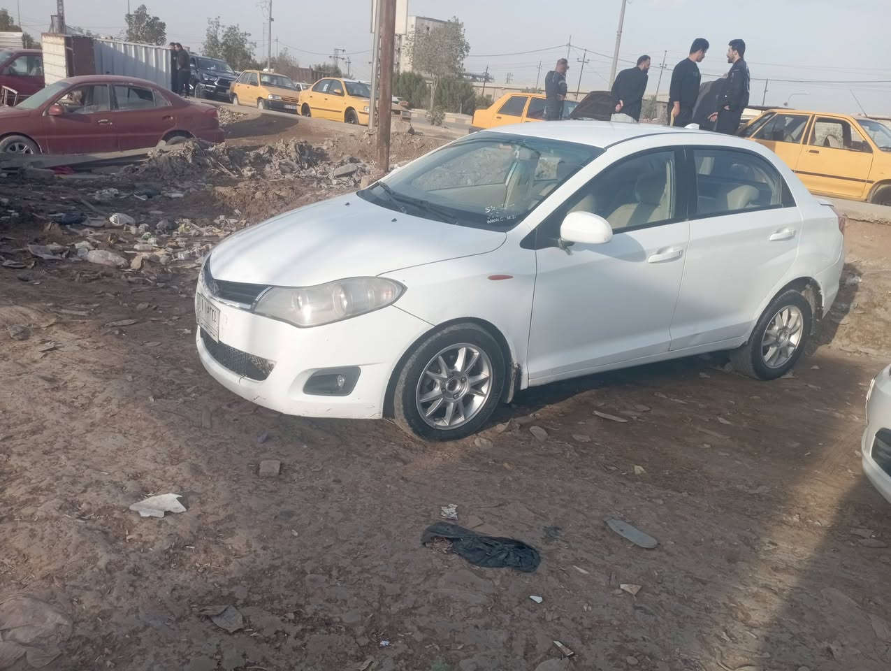 سلام عليكم شيري فلاوين موديل 13 رقم قادسه سياره مكينه كير حداديه خير من الله سياره بيه دحجه جوه ليك لايت موجوده بلمنشور ***********
