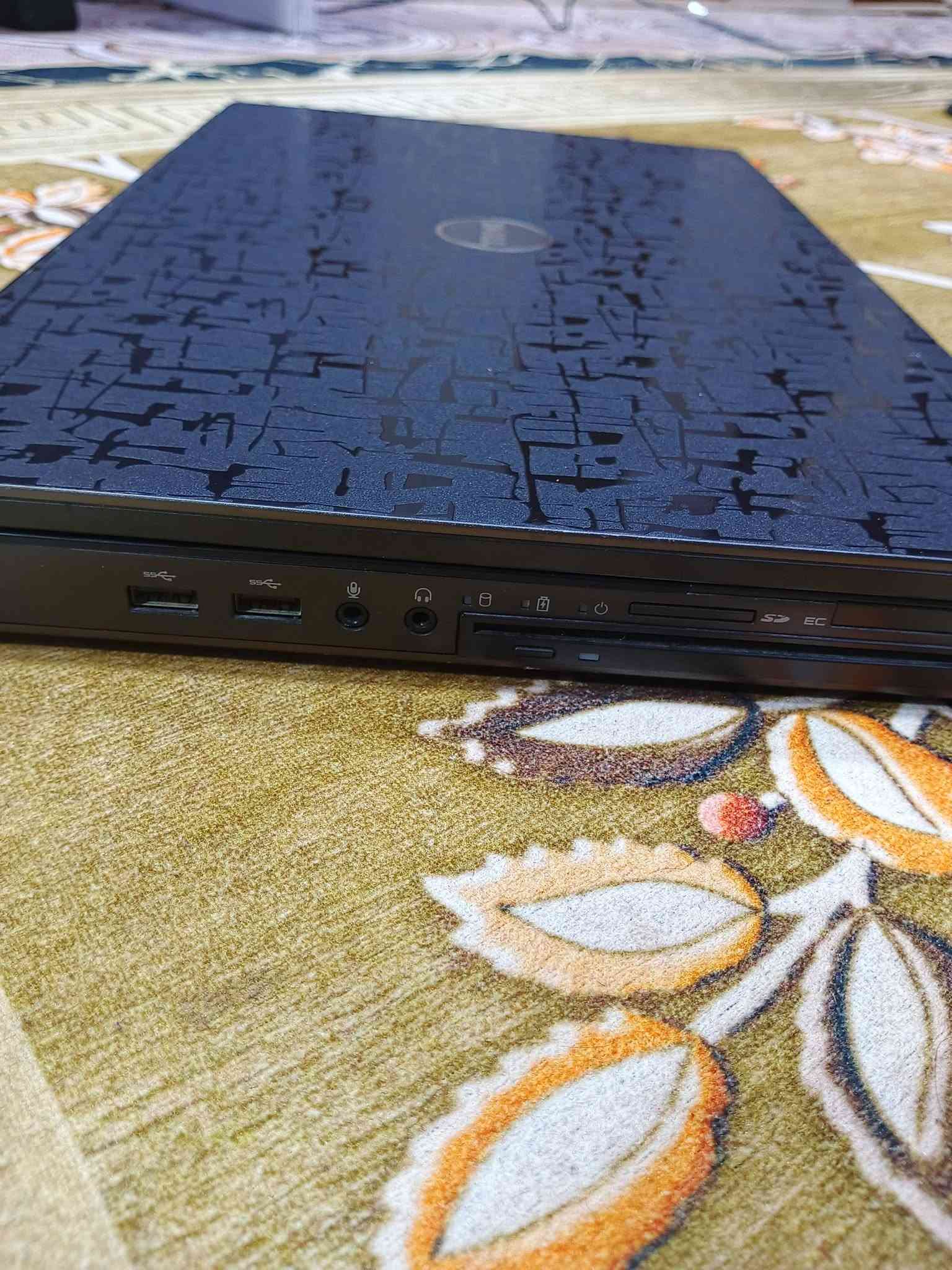 لابتوب M6800
يفيد للدراسه والالعاب الخفيفه مواصفاته موجوده بالصور 
مشتري قبل شهر ب 370 الف 
سبب البيع محتاج
السعر 290 الف مستعجل على البيع 
البصرة - الكرمه
***********
