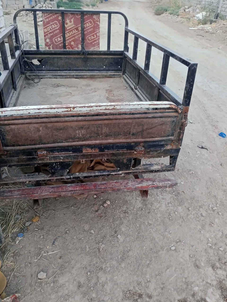 السلام عليكم ستوته للبيع MTR    كلك السعر 325
العنوان واسط الصويره ناحيه الشحميه
الاستفسار ع هاذا رقم
***********
***********

