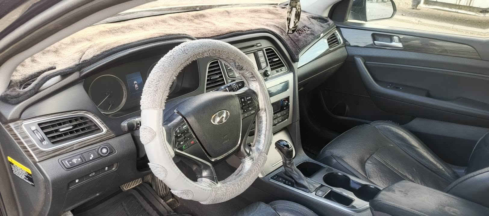 سوناتا للبيع او مراوس باجيرو موديل 15 وارد امريكي فول مواصفات ما عدا الفتحه رقم اربيل باسمي هزو رقم جديد مكان السياره بغداد ***********
