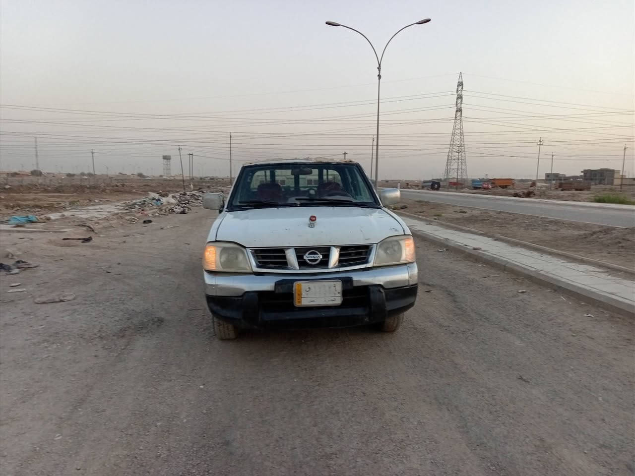 السلام عليكم بيكم نيسان موديل ٢٠٠٩ فول مواصفات رونين جام كهربائي مرايات كبار السيارة مكفولة من الضربة و من الصبغ بيها دحجات بدون صبغ كير و محرك و اكسن و شاصي مكفولات كفالة عامة دوشمة جديدة كهربائيات كلها شغالة السيارة جاهزة من جميع شي التبريد شغال نقصه بس غاز السيارة نظيفة و جهازة من الطول للطول الرقم بصرة بأسمي مداور اي وقت سنوية طايفة السعر ٧٤ وبيها مجال العنوان السماوة مركز المدينة الرقم ***********
