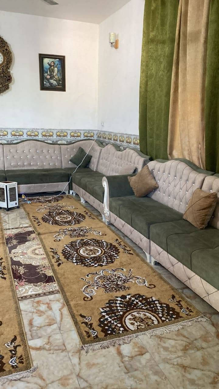 ديوان • ٢٠ مقعد • بابل
