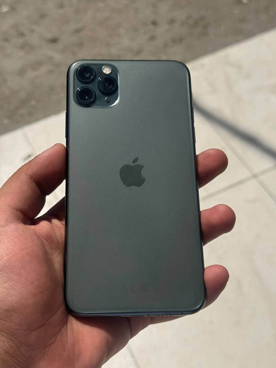 السلام عليكم 
iPhone 11 Pro Max
شرق اوسط 🌎
بلادي وتر بروف قطعة نادرة✅
بطارية ٧٣ بلادية صرف طبيعي جدا ✅
ذاكرة 256 
لون زيتوني 🫒
شاصي نضافة 100%✅
جهاز بلادي وتر بروف زلغ مابي 
صوت اتصال ✅
فرمت حدث✅
السعر انتبه ٣٧٥ وبي مجال بسيط
مكاني بغداد الزعفرانية 
توصيل ماعندي
جهاز بدون ملحقات 
*********** 
خابرني وتدلل
