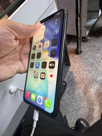 ايفون ١١ برو ماكس • ٢٥٦ • فيس ايدي شغّال