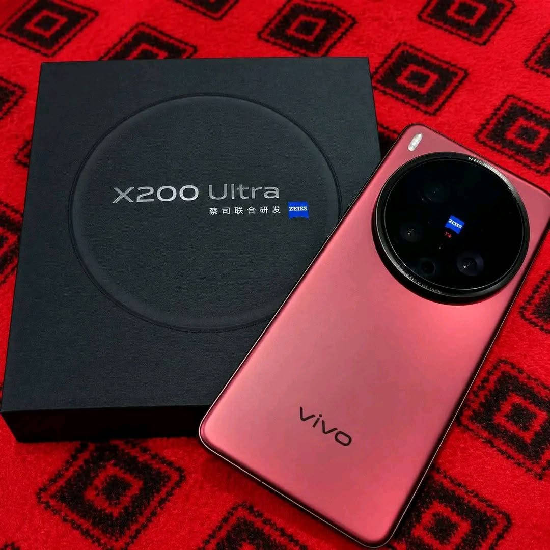فيفو X200 Ultra • ٥١٢/١٦ • بطارية ١٠٠
