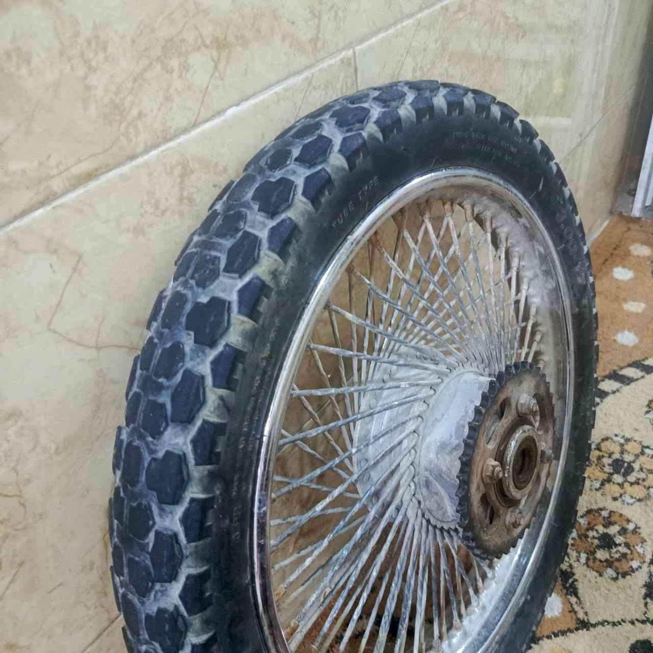 السلام عليكم ويل خلفي اربعه كير نضيف كلشي مابي اب٢٠ وبي مجال تانكي هوه وصفاحه ١٥ وبيمجال مكاني نجف حي الزهرائ *********** فقط واتساب
