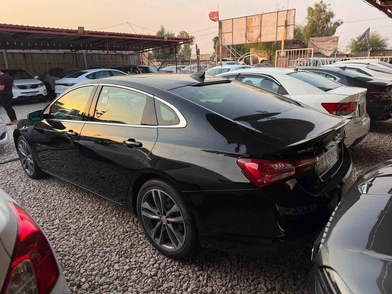 " السلام عليكم "

للبيع شيفروليه " ماليبو " (( برمير )) 

_  موديل 2022 حره بسمي 

لون اسود      

_فئة برمير فول مواصفات

_ سستم صوت BOSE + دمام خلفي 

_عدادات ديجيتال + ترحيب 

_ داخل جلد لون بحري 

_ ستيرن جلد تطريز + تدفئة بالستيرن 

_ كشن امامي كرهباء 

_ كشنات امامية تدفئة 

_كشن السائق خزن ميموري 3 وضعيات 

_ داخل صاج كامل بلادي 

_ لايتات زنون

_ بكلايتات لد

_ مداخل شحن خلفيه 

_ ويل حجم 19 برمير 

_تنبيهات ووقوف تلقائي 

_كامره خلفيه دواره 

_تحديد مسار 

_هاند بريك بصمه

_اوتو ستوب 

_بصمه تشغيل وابواب وصندوك

_تشغيل عن بعد 

_لد امامي نهاري 

_ تبريد منفصل + قطعتين تبريد 

_شاشة كبيرة تدعم نضام ابل كاربلاي + اندرويد اوتو(واير ليس) + جميع اعدادات السيارة 

_ تحكم بالتبريد والمناخ من الشاشة 

_ماشيه 63الف (( مايل)) 

_حادث بنيد مصبوغ بدون دواخل وقبق صندوك مبدل اصلي نفس لون 

الراديترات بلاديه

السعر 97 بيها مجال قليل  

 _مكاني كربلاء 

  ***********☎️
