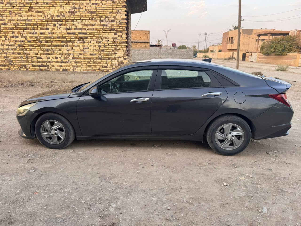 النترا موديل 2023 امريكي محرك 2000دوش صور الحادث بالمنشور رقم اربيل تريد تحويل وكاله  سياره ماشيه 50 الف جديده وجاهزة من كلشي السعر 127 مكاني حله 
‏‪***********‬‏
