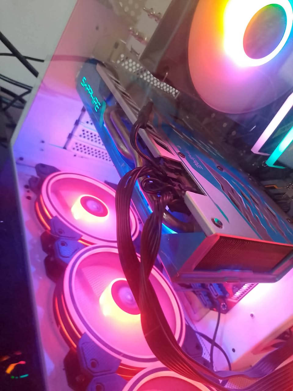 تجميعة كيمنك مفولة للبيع
Cpu i5 g10400f
Gbu rx580 8g
Motherboard b460-plus tuf gaming
Ram t.force 16g ddr4 3200
M.2 256g
Hdd 1t
Hdd 1t 
Bor thermaltake 850w 

Monter الشاشه
Chigo 
165 hs 1ms

مع موس او كيبورد فقط
متواجد واتساب ***********

مكاني بغداد الزعفرانيه
