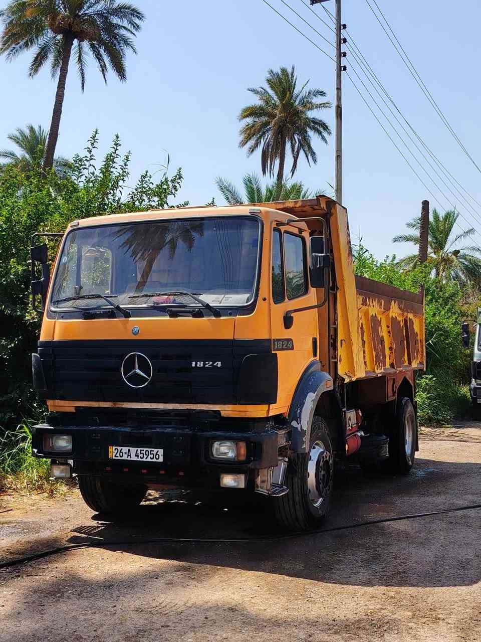 السلام عليكم البي كرواتي للبيع موديل 95 مكينة 8 محسن كير 6 عادي فرنسية بلادي قلاب شاصي عدل ومضروب باج السعر (240) وبيها مجال مكاني بغداد، ***********
