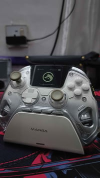 دەسکێکی نایابی مونبا وەن گەیمینگ وایەرلێس  ---  🎮 MANBA ONE – Gaming C...