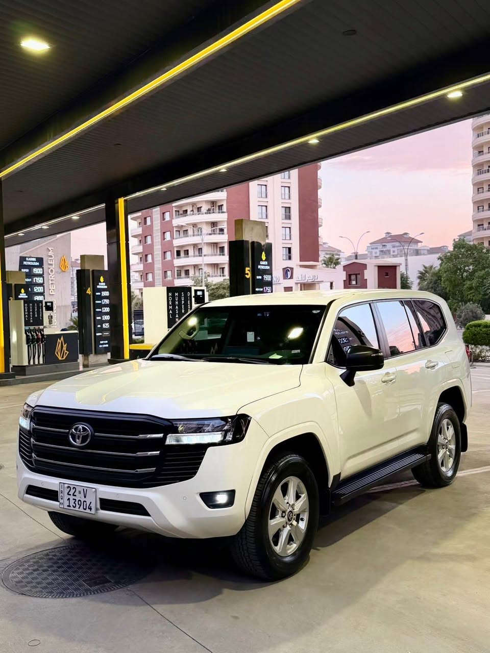 Landcruiser 2024 GX
١٤ هەزار کم  ڕۆیشتووە
بێ بۆیاخ و بێ سارد لۆک لۆک
*********** السليمانية, العراق
