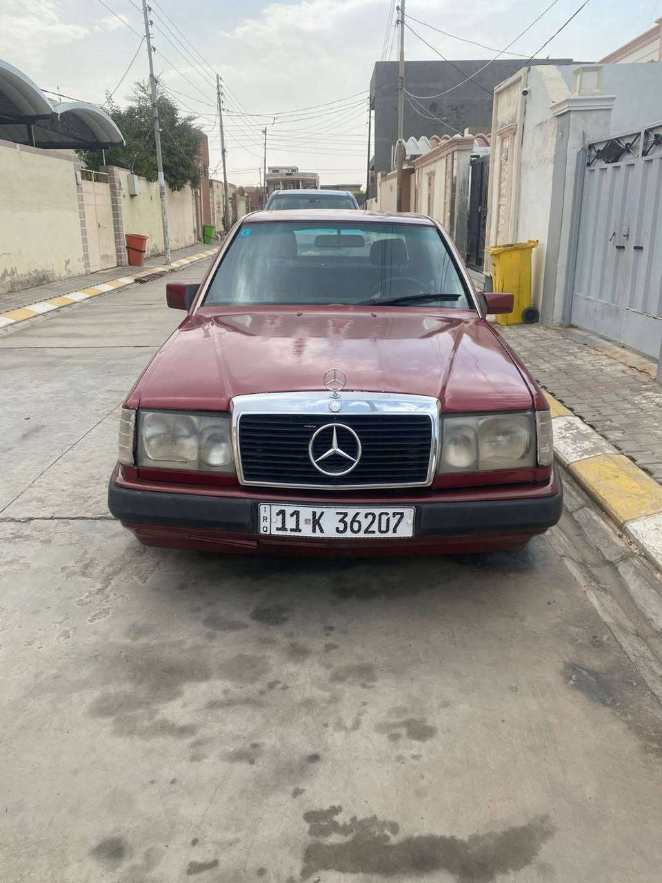 السلام عليكم 
مارسدس دب للبيع السعر 36
رقم بغداد نكليزي سنوية لل30 تحويل مباشر مديل 91 مكينة وكير بطة مكفولات تبريد شغال كهربائيات شغالة خياس قوي مابيها ضربة مابيها مصبوغه حزام للجمالية قواعد واحد مصلح قليل شواصي وتكم ولغود مكفولة سيارة جاهزة مابيها عيب مكاني ديالى السعدية الشراي يتصل ***********
